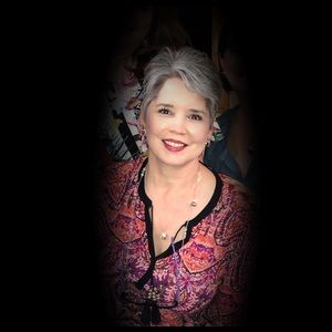 Meet your Posher, Cynthia